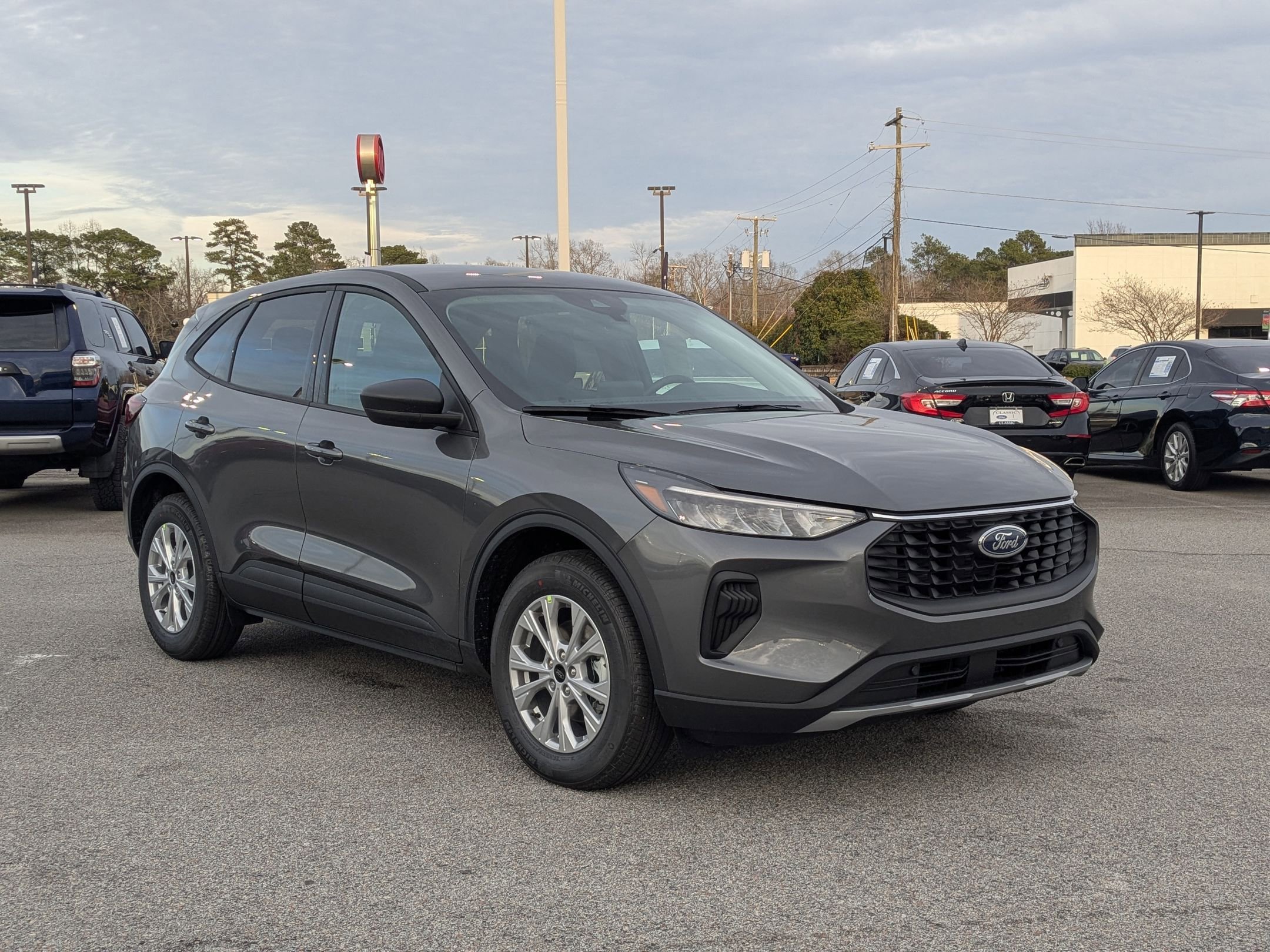 2025 Ford Escape Active photo 2