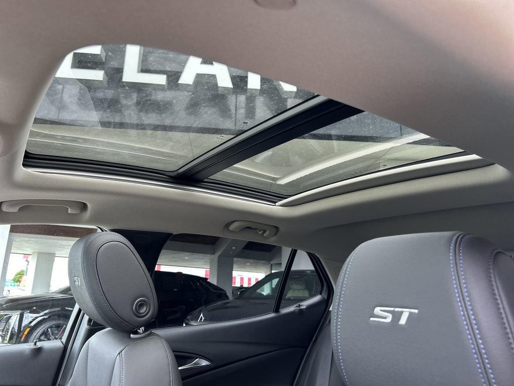 2026 Buick Encore GX Sport Touring photo 19