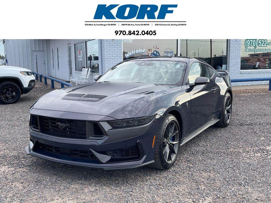 2025 Ford Mustang Dark Horse's photo