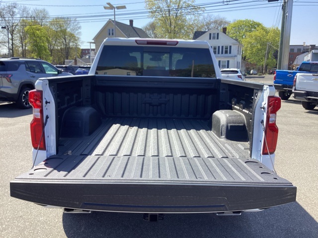 2025 Chevrolet Silverado 1500 RST photo 3