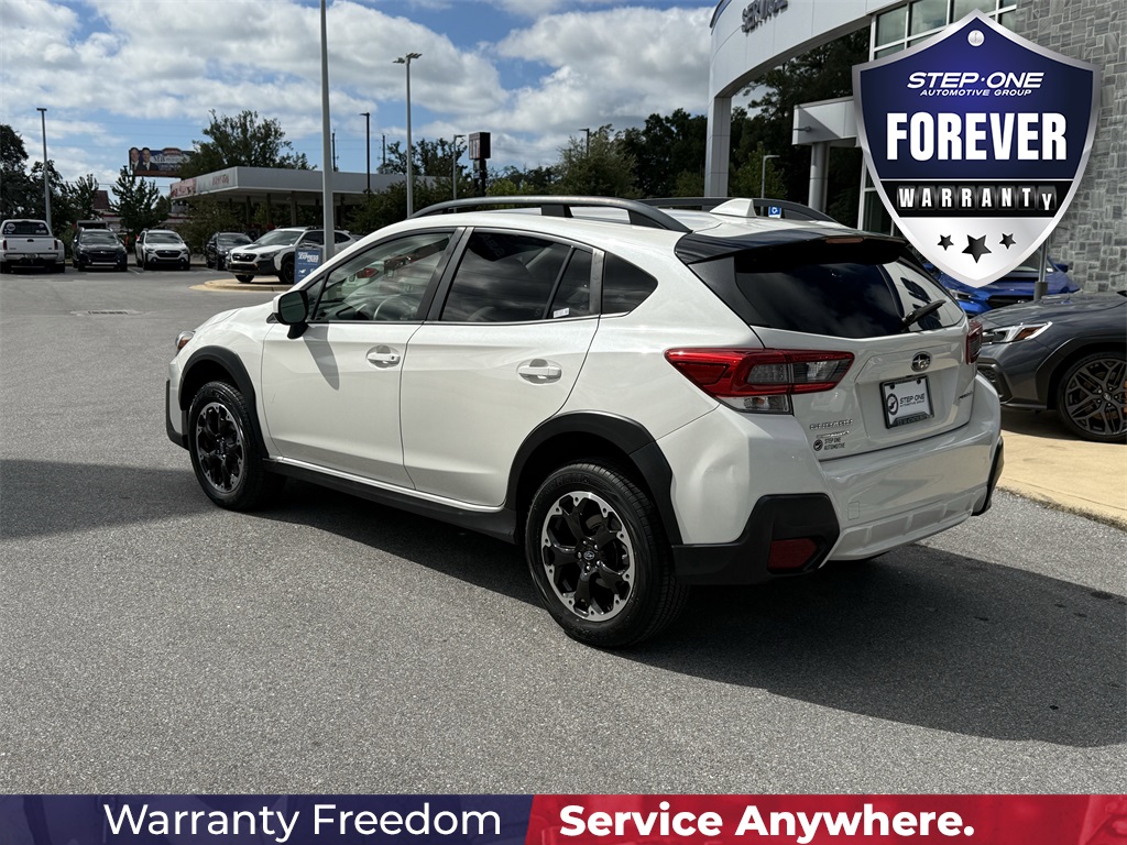 2022 Subaru Crosstrek Premium photo 2