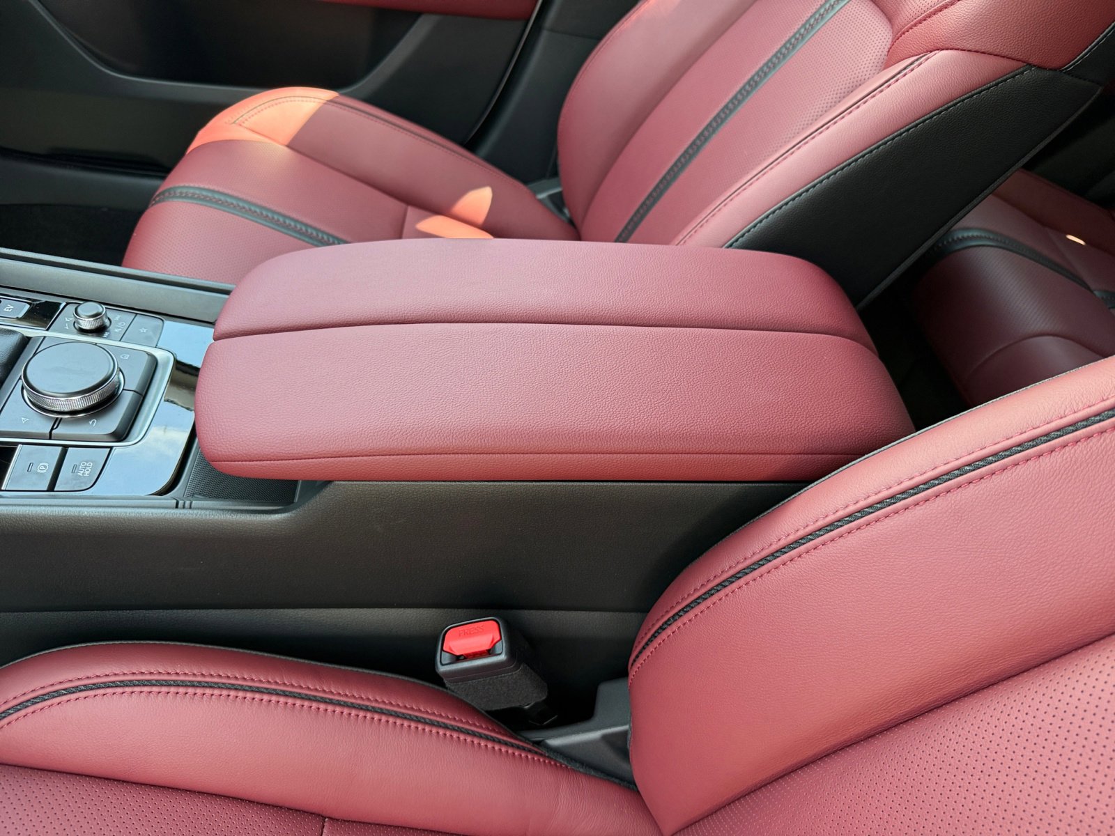 2025 Mazda CX-50 Premium photo 14