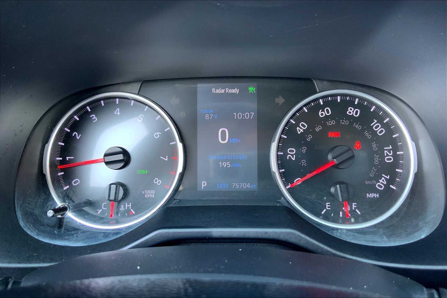 2021 Toyota RAV4 XLE photo 22