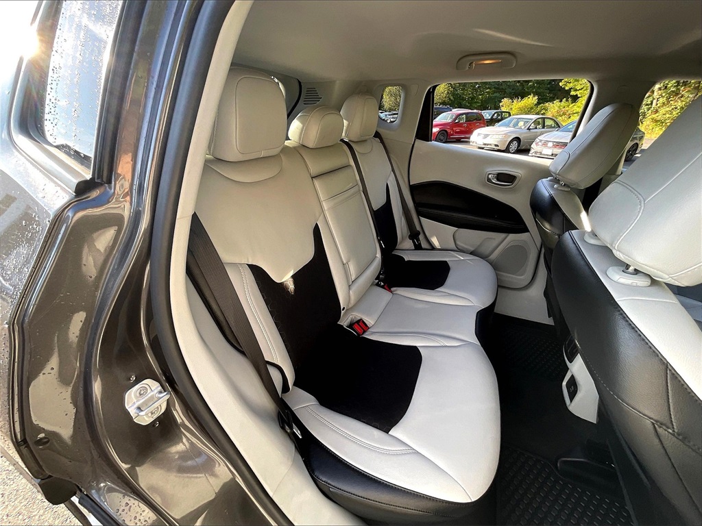 2018 Jeep Compass Latitude photo 18