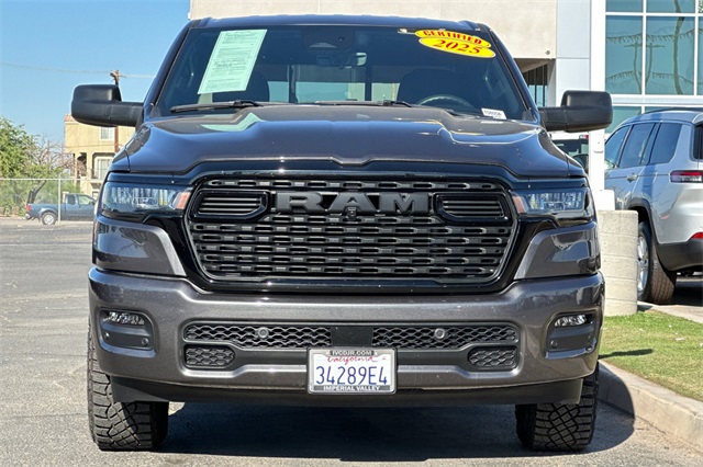 2025 Ram 1500 Tradesman photo 2