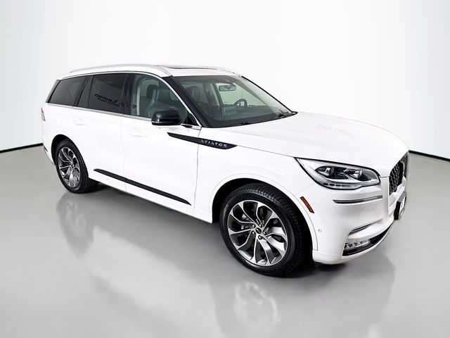 2022 Lincoln Aviator Grand Touring's photo