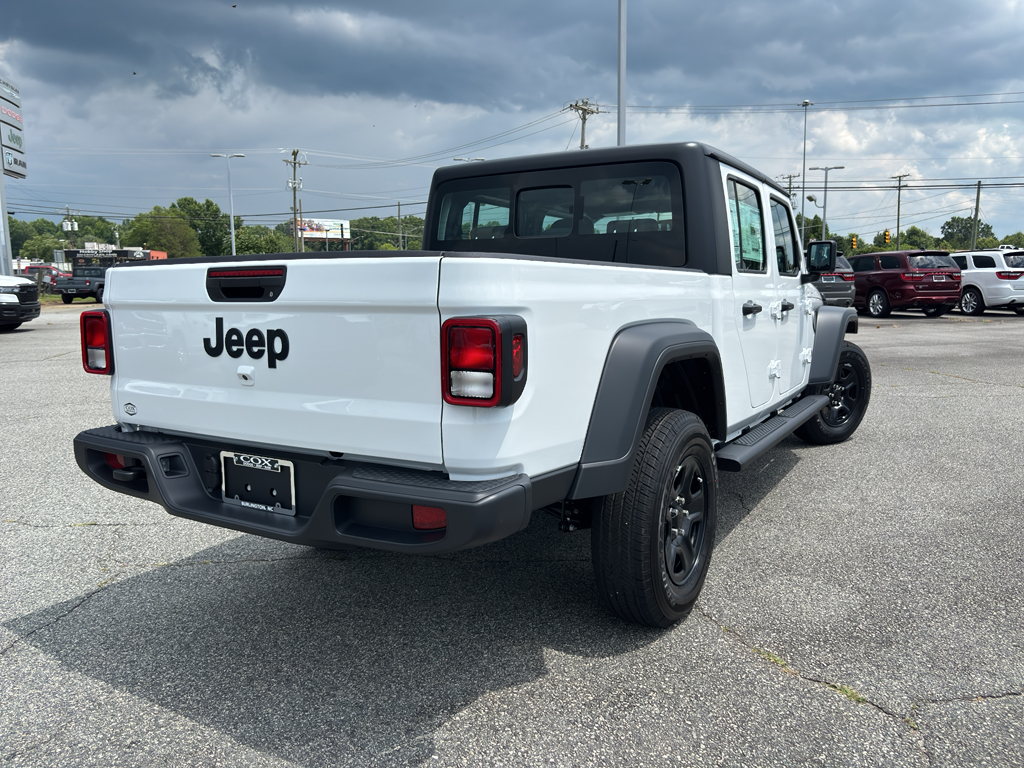 2025 Jeep Gladiator Sport photo 7