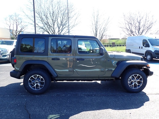 2025 Jeep Wrangler Sport S photo 7