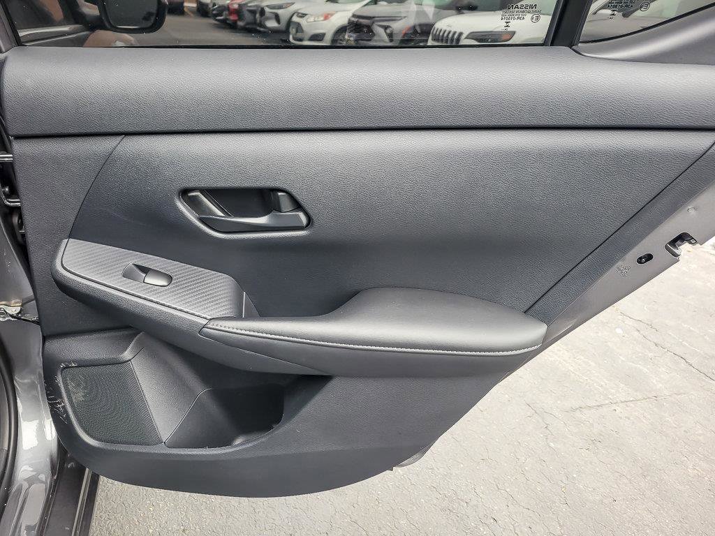 2025 NISSAN SENTRA - Image 25