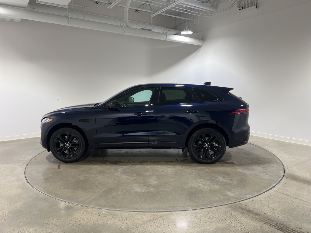 2026 Jaguar F-PACE P250 photo 2