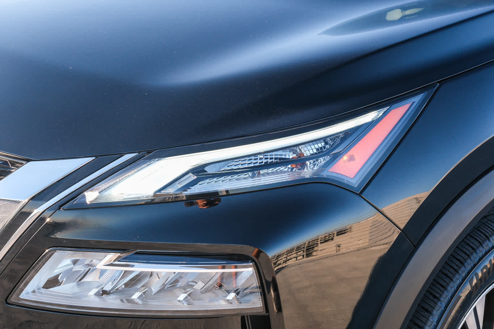 2023 Nissan Rogue SV photo 11