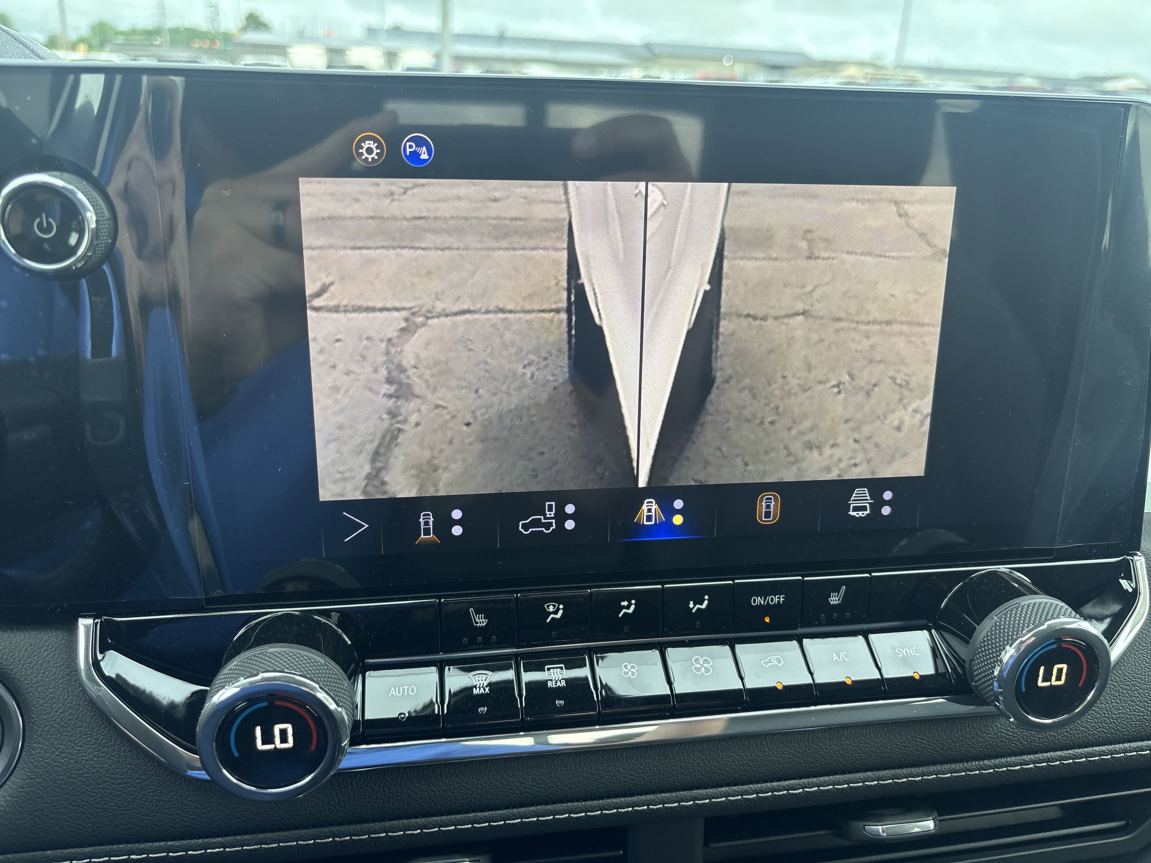 2025 Chevrolet Colorado Work Truck LT photo 10