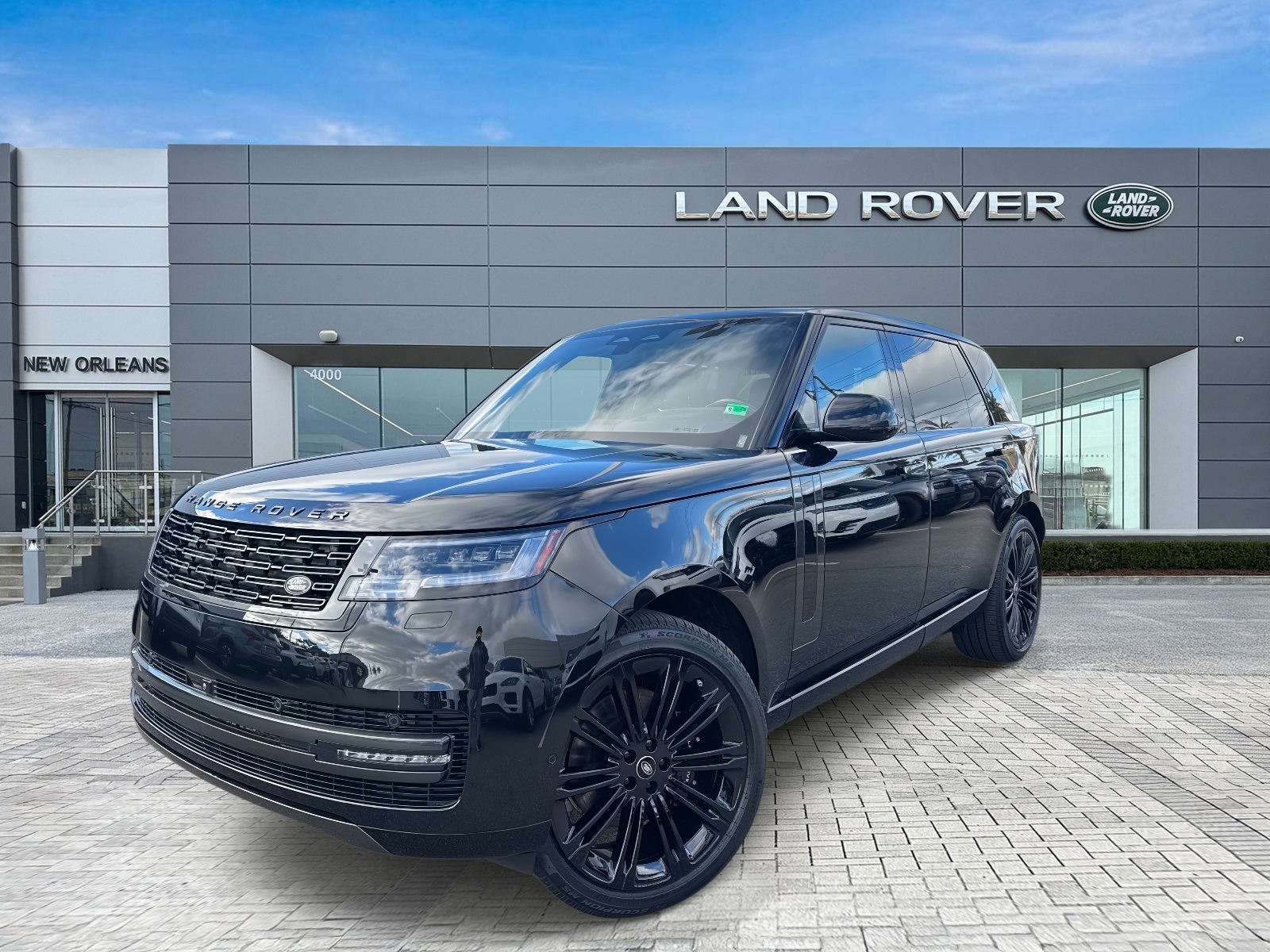 2025 Land Rover Range Rover SE's photo