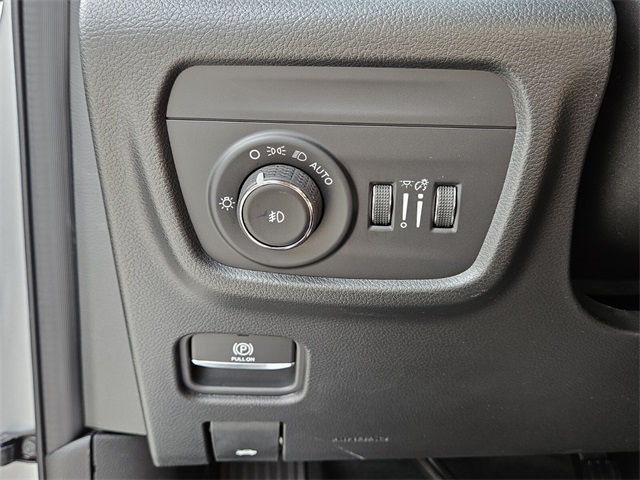 2025 Jeep Grand Cherokee Limited photo 27