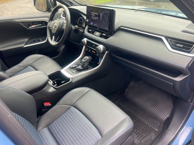 2024 Toyota RAV4 Hybrid XSE photo 11