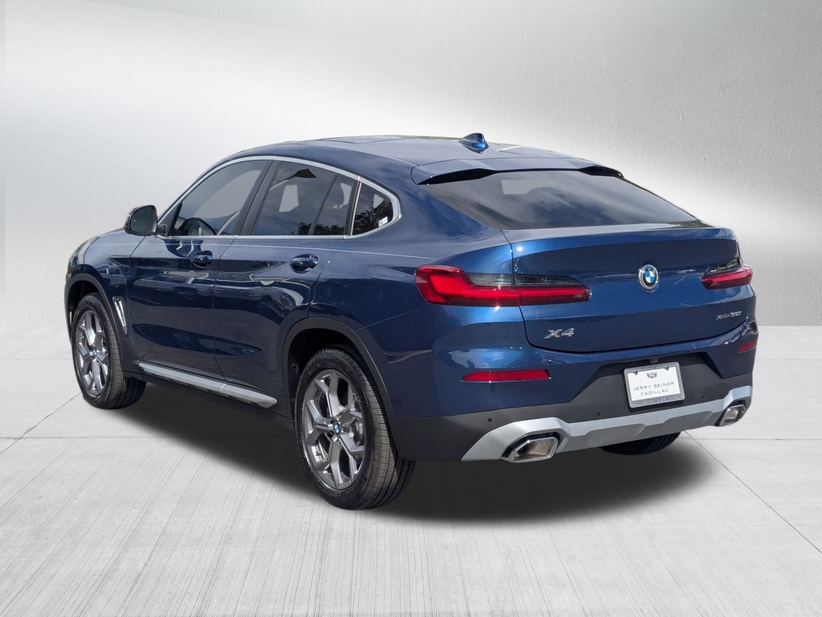 2025 Bmw X4 xDrive30i photo 3