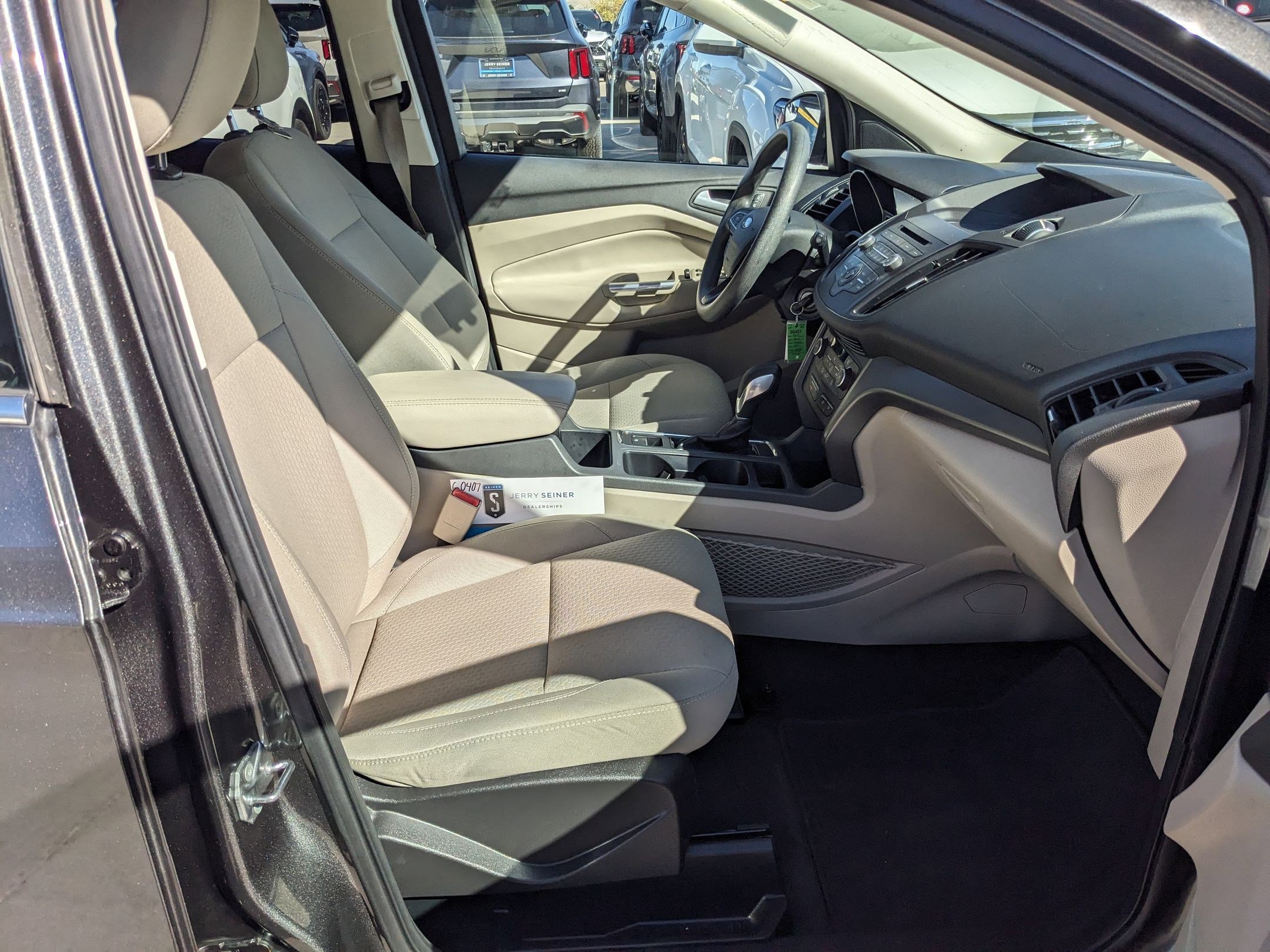 2018 Ford Escape SE photo 18