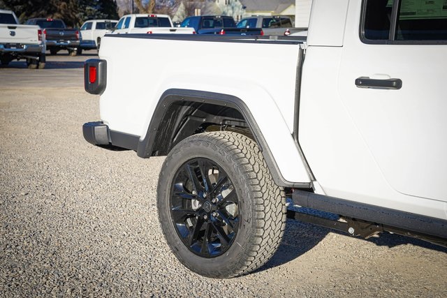 2025 Jeep Gladiator photo 6