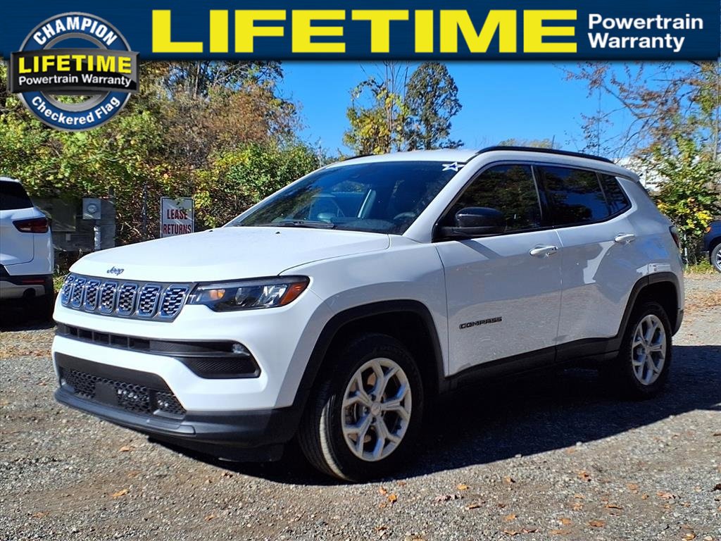 2024 Jeep Compass Latitude's photo