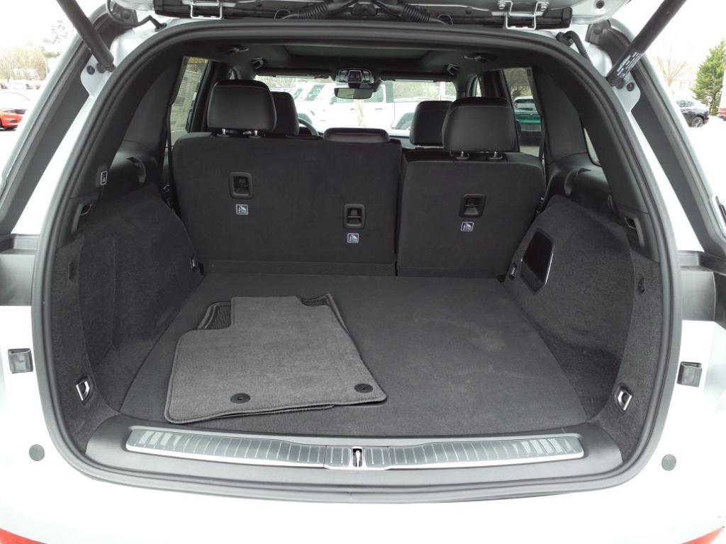 2024 Jeep Cherokee Overland 4xe photo 23