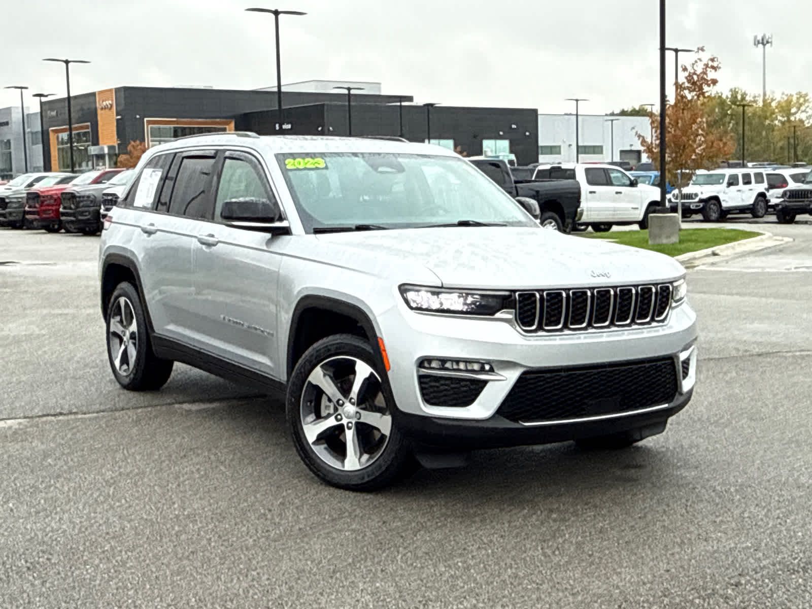 Used 2023 Jeep Grand Cherokee 4xe with VIN 1C4RJYB65P8867846 for sale in Kansas City