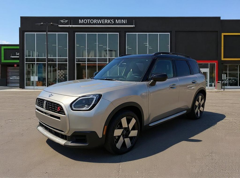 2025 MINI Countryman S's photo