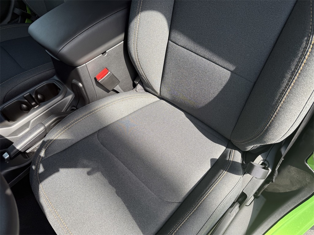2025 Jeep Wrangler Sport photo 11