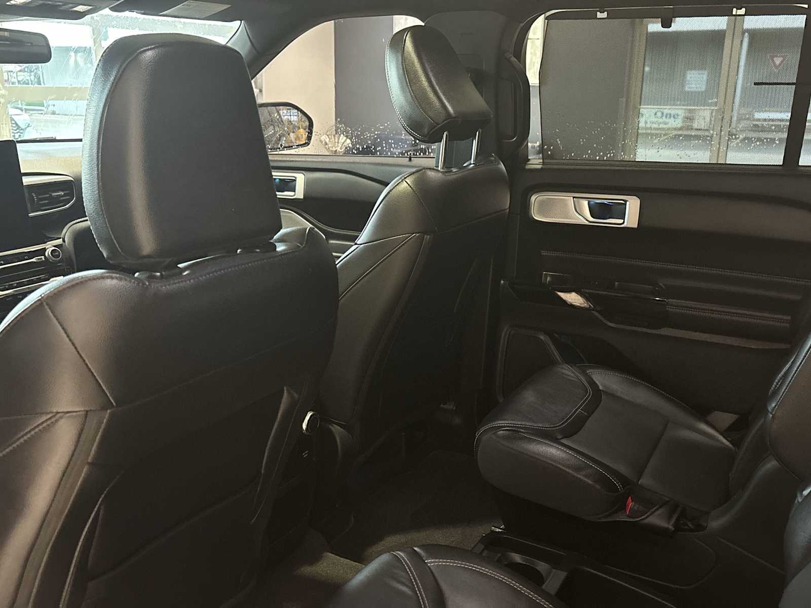 2021 Ford Explorer ST photo 19