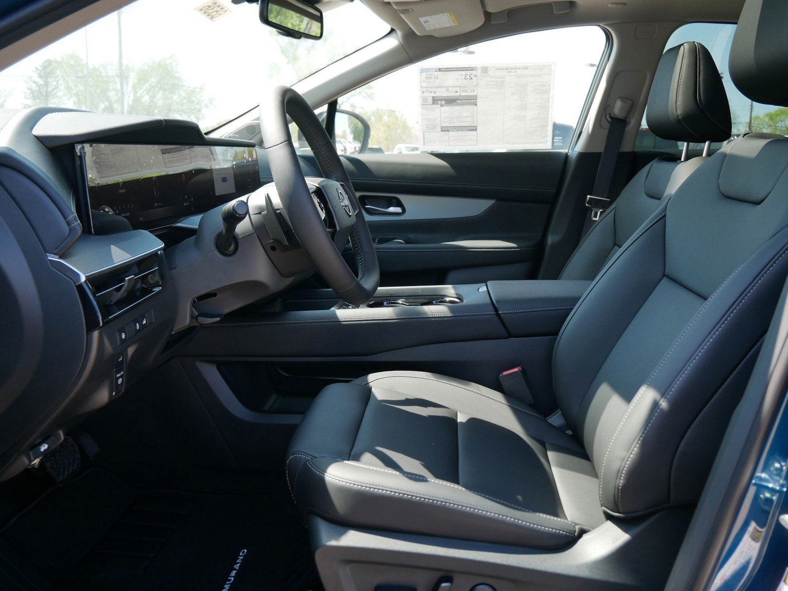 2025 Nissan Murano SL photo 5