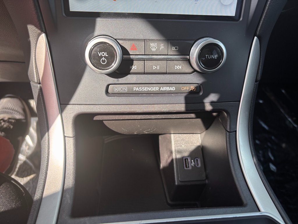 2023 Ford Edge SE photo 25