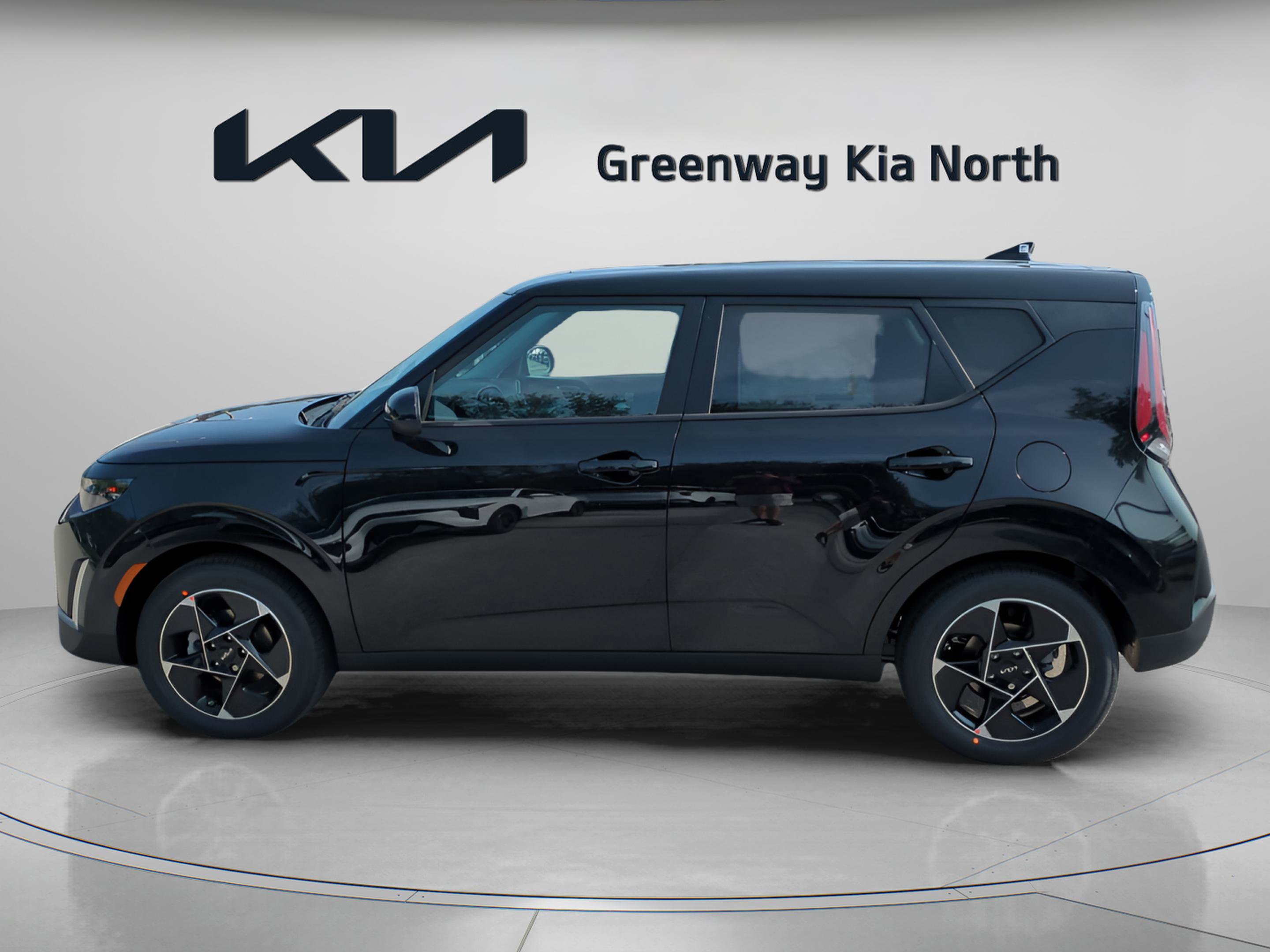 2025 Kia Soul EX photo 4