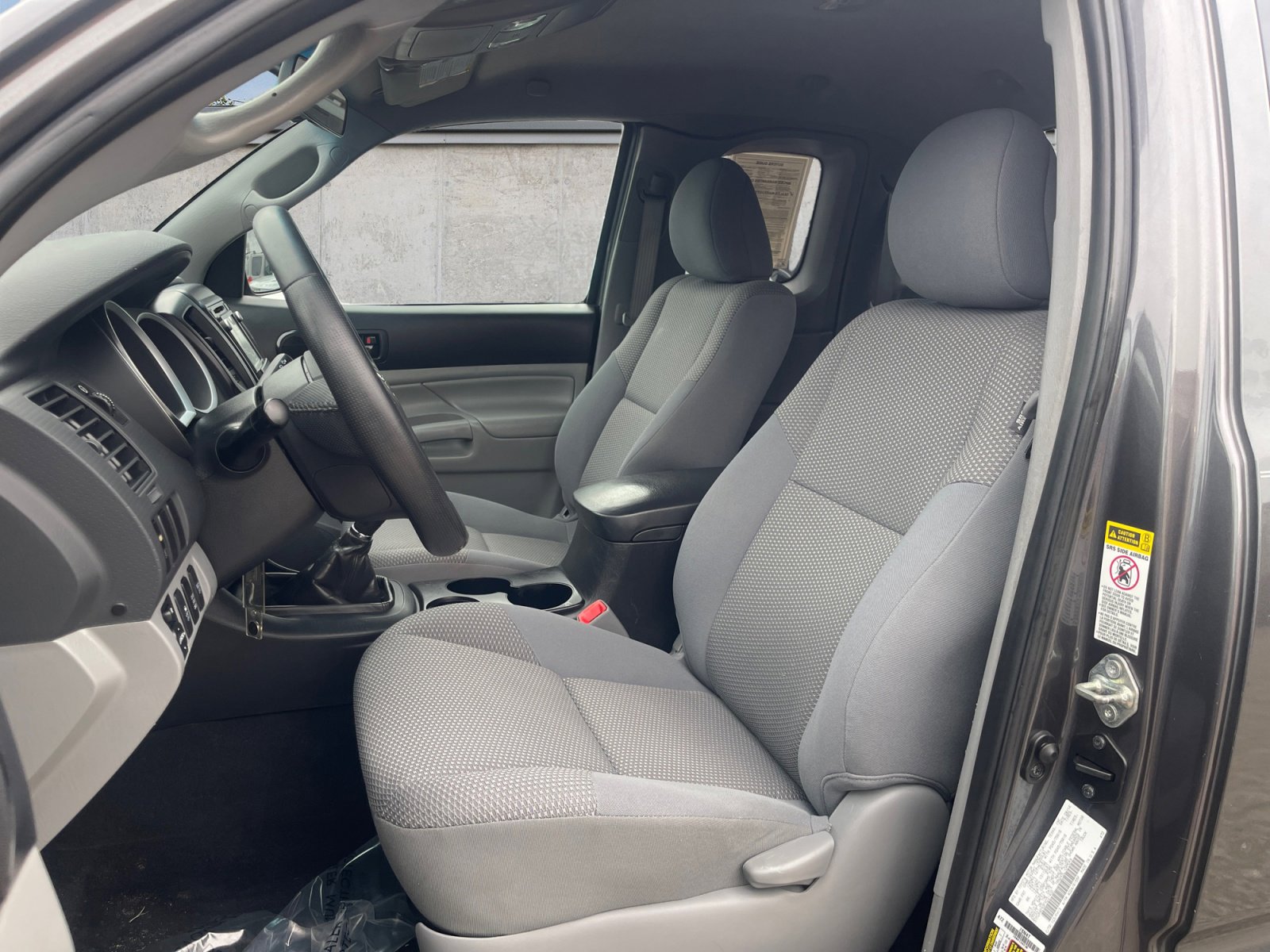 2015 Toyota Tacoma Base photo 9