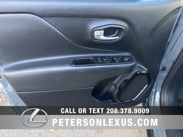 2018 Jeep Renegade Latitude North Edition photo 17