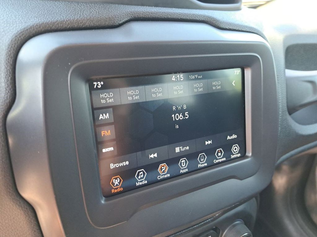 2018 Jeep Renegade Latitude North Edition photo 18