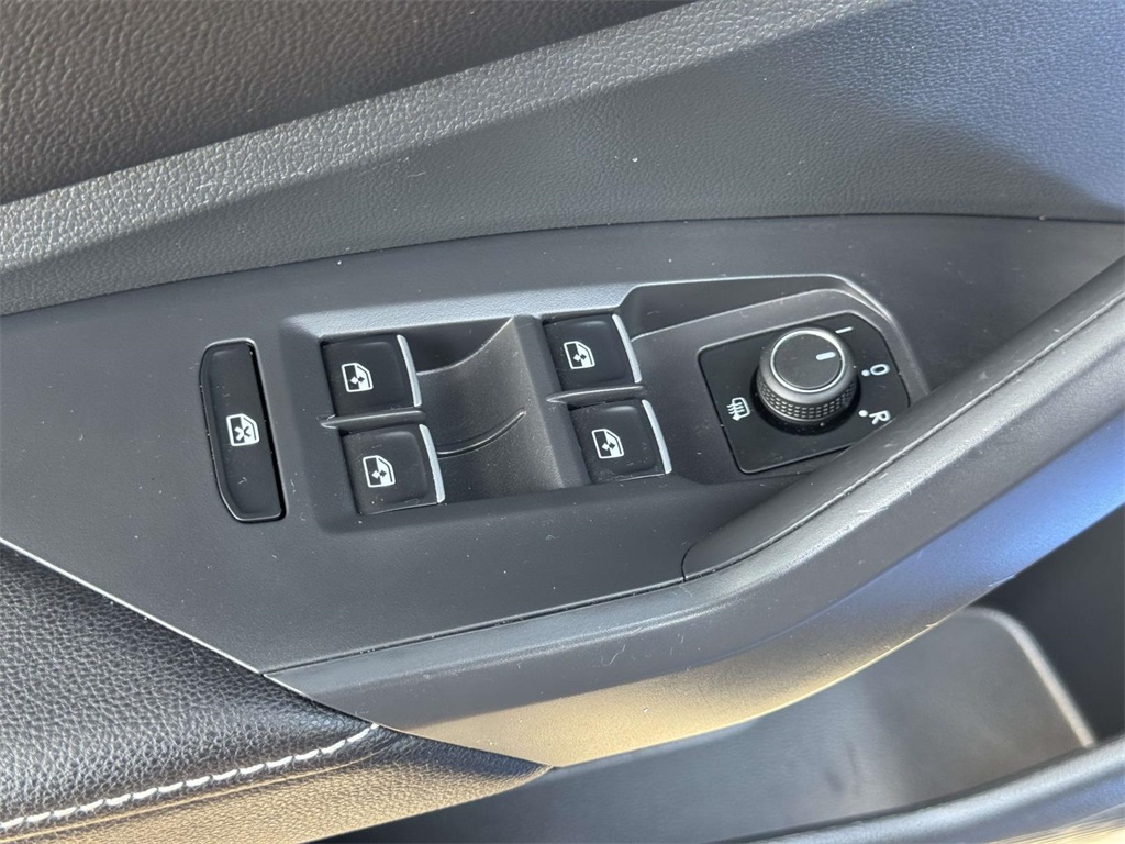 2023 Volkswagen Jetta 1.5T SE photo 27