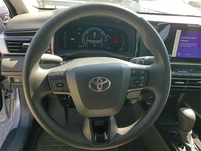 2025 Toyota Camry LE photo 14