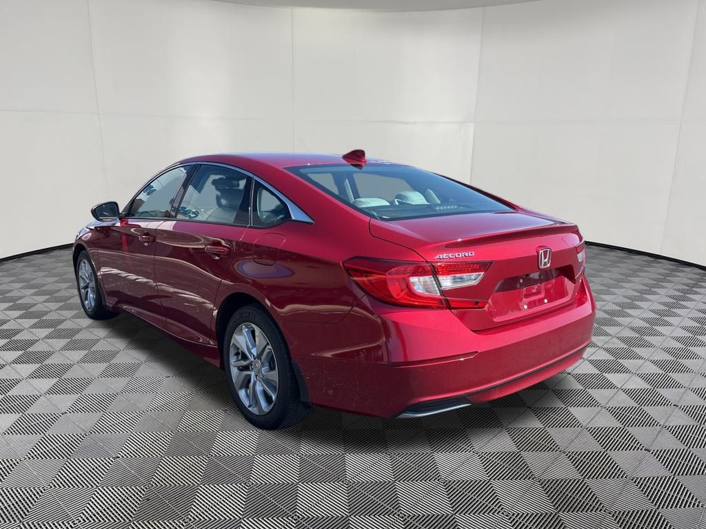2019 Honda Accord LX 1.5T photo 3