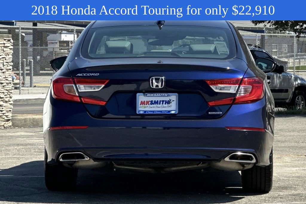 2018 Honda Accord Touring 1.5T photo 5