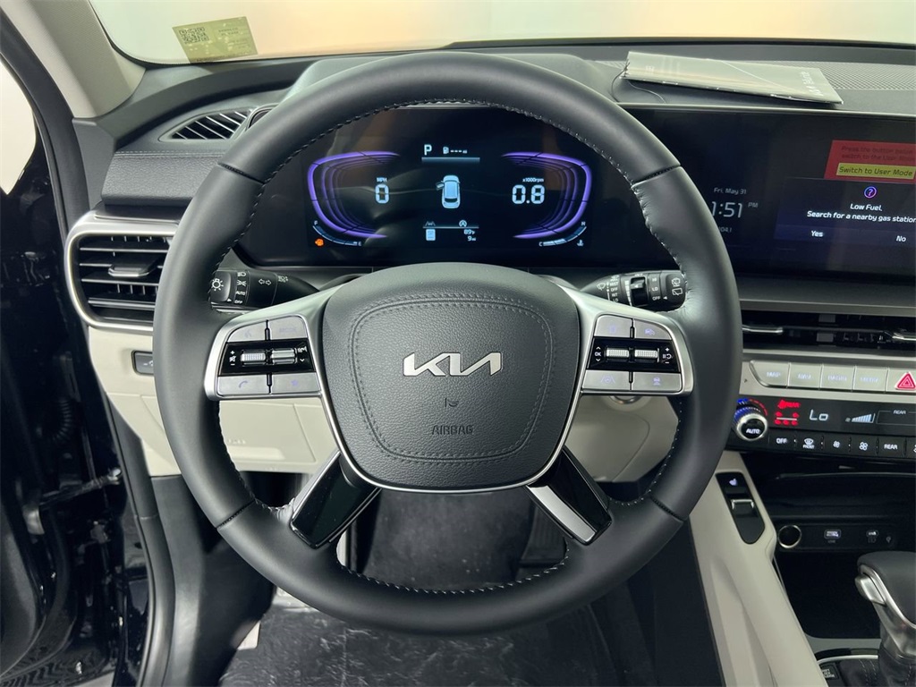 2025 Kia Telluride S photo 11