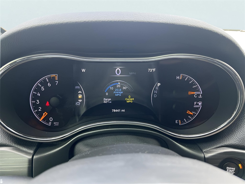 2020 Jeep Grand Cherokee Altitude photo 14