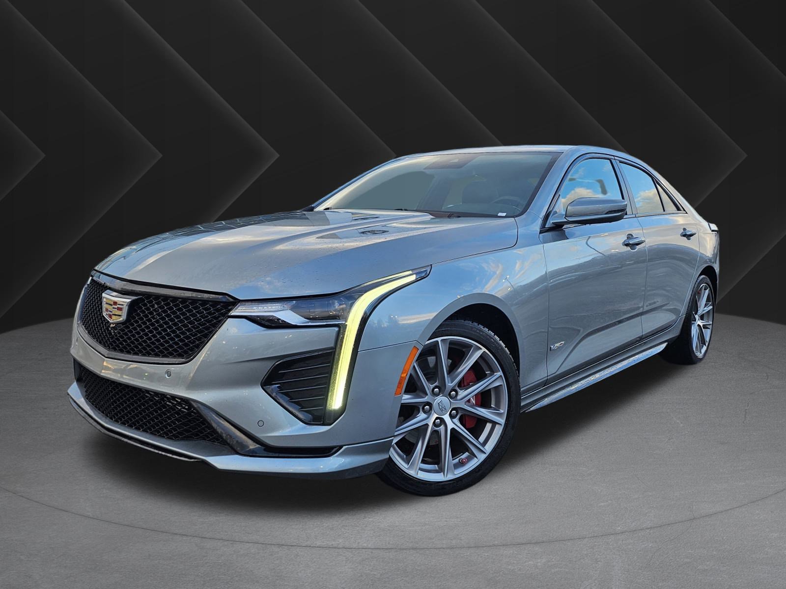 2023 Cadillac CT4 V-Series's photo
