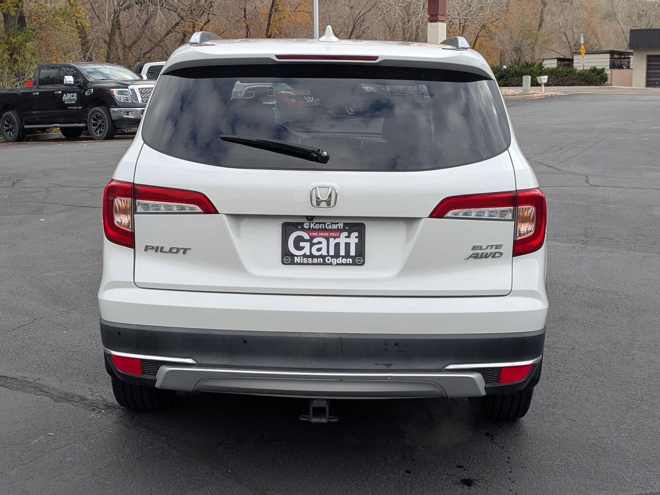 2020 Honda Pilot Elite photo 3