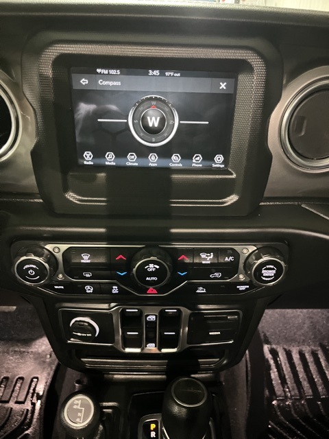 2021 Jeep Gladiator Overland photo 13