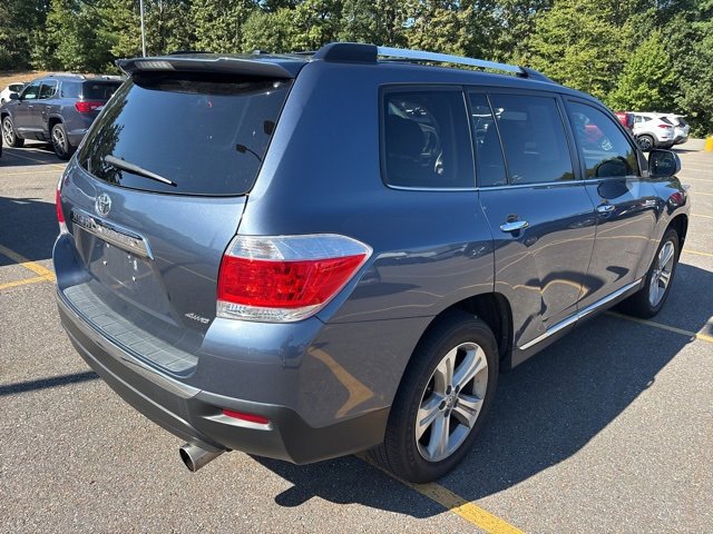 Used 2013 Toyota Highlander Limited with VIN 5TDDK3EH9DS176897 for sale in Lancaster, MA