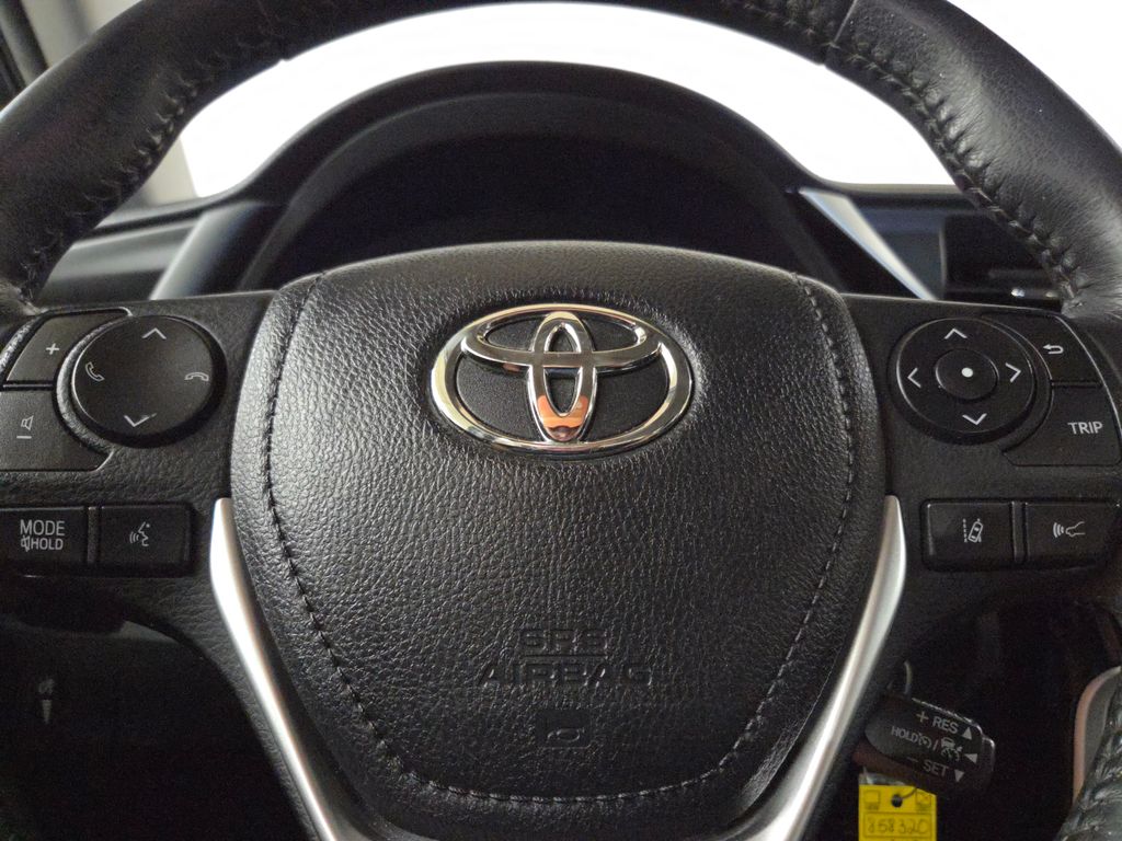 2017 Toyota Corolla XLE XSE Special Edition photo 19