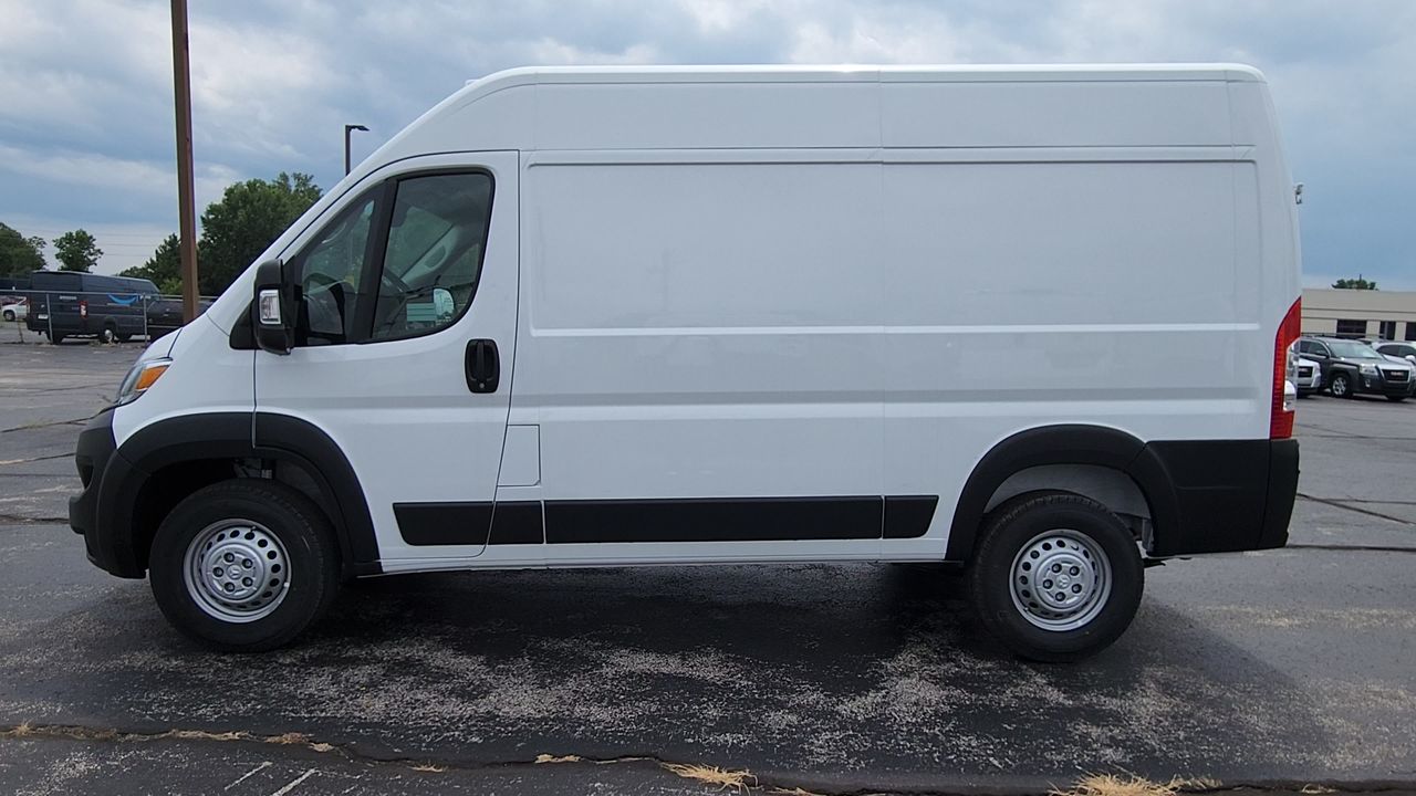 2025 Ram ProMaster 2500 photo 3