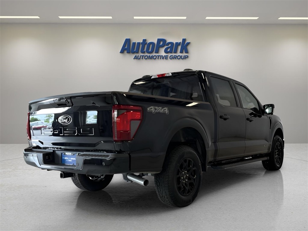 2025 Ford F-150 XLT photo 5