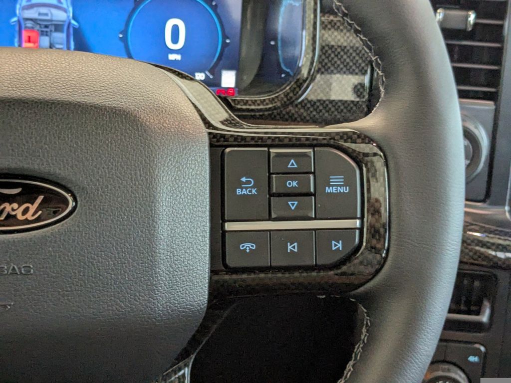 2025 Ford F-150 Lariat photo 22