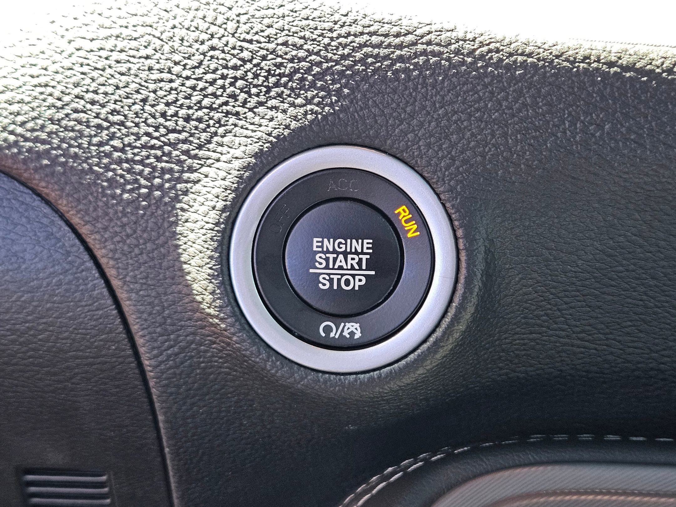 2023 Dodge Challenger R/T photo 15