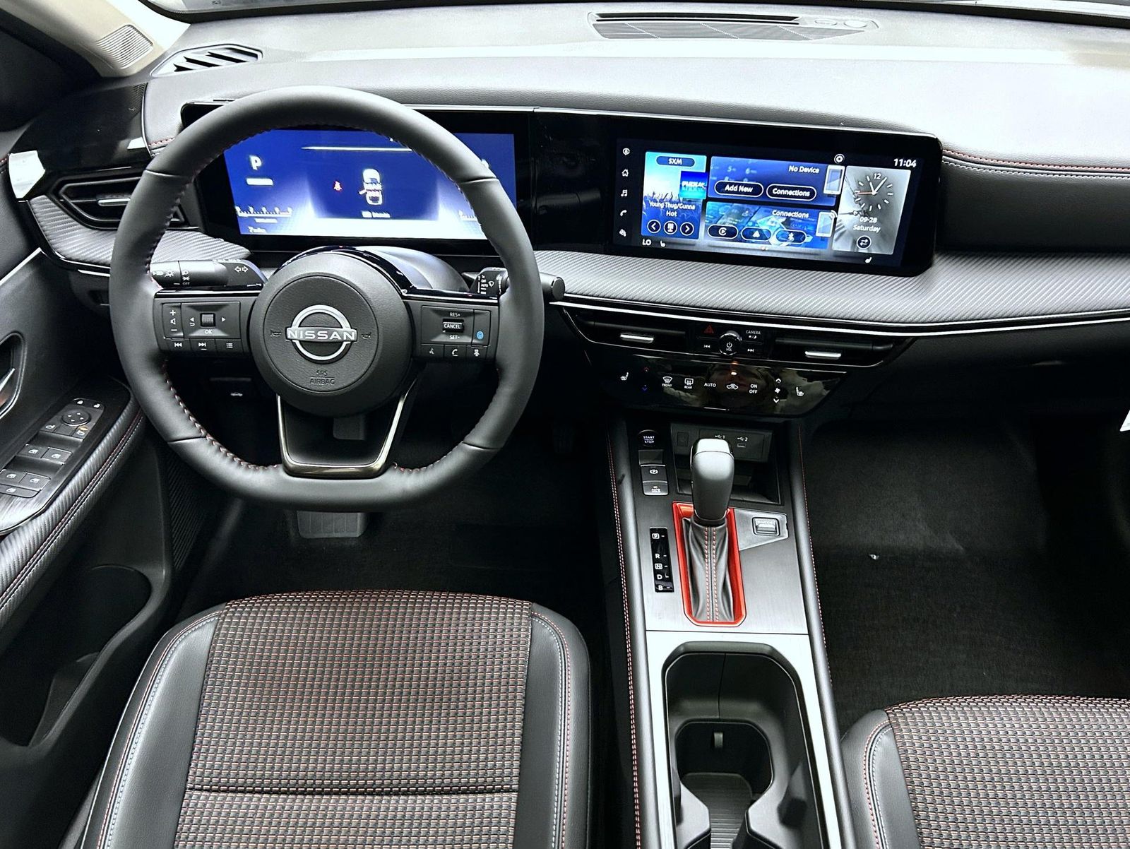 2025 Nissan Kicks SR photo 9